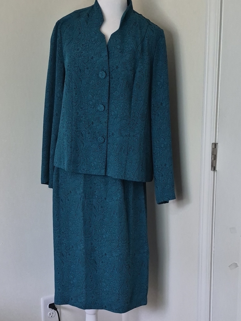 Miss Dorby Teal  Two-Piece Skirt Set - Classic Women's Suit Size 14p